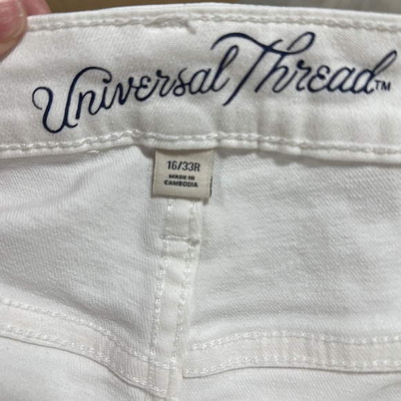 Universal Thread brand White jeans / Size 16/33R /‎ E-19 - Picture 6 of 9